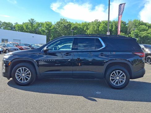 Used 2023 Chevrolet Traverse LT AWD/4WD image 4