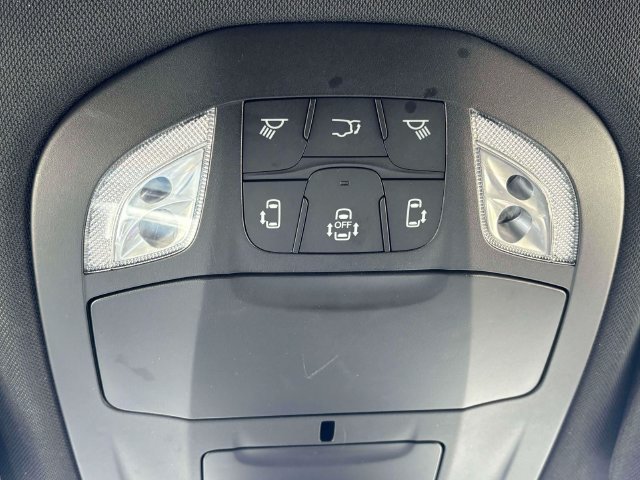 Used 2023 Chrysler Pacifica Touring-L w/ S Appearance Package FWD image 24