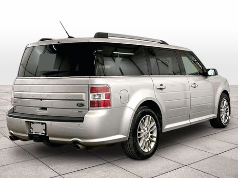 Used 2019 Ford Flex SEL w/ Equipment Group 202A AWD/4WD image 11