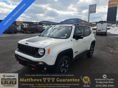 Certified 2022 Jeep Renegade Trailhawk w/ Trailer Tow Group image 1