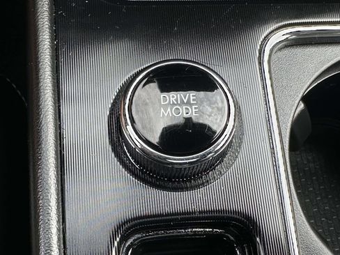 Used 2022 Lincoln Corsair Reserve w/ Equipment Group 201A image 25