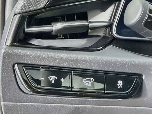 Used 2025 Kia Niro Wave w/ Wave Preserve Package FWD image 14