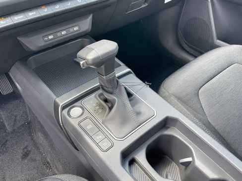 New 2027 Kia Seltos LX FWD image 18