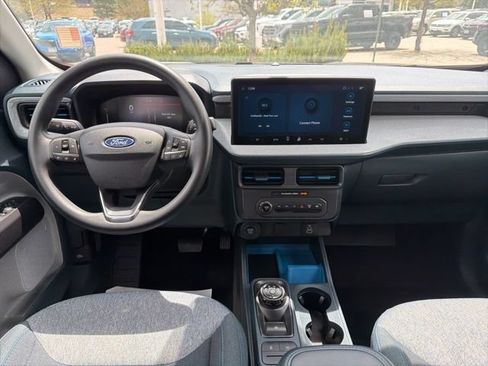 Used 2025 Ford Maverick XLT w/ Equipment Group 302A AWD/4WD image 17