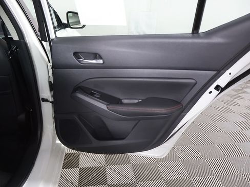 Used 2024 Nissan Altima 2.5 SR FWD image 22