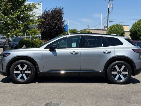 Used 2025 Honda Prologue Touring image 7