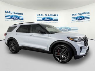 New 2026 Ford Explorer ST-Line w/ ST-Line Street Pack RWD video 1