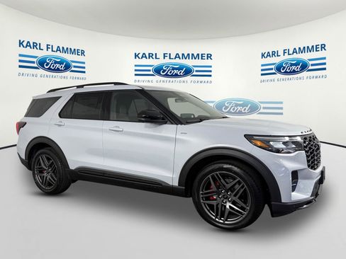 New 2026 Ford Explorer ST-Line w/ ST-Line Street Pack RWD image 1