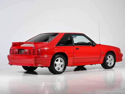 Used 1991 Ford Mustang GT RWD image 6