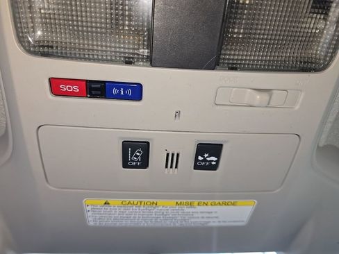 Used 2016 Subaru Crosstrek 2.0i Premium image 10