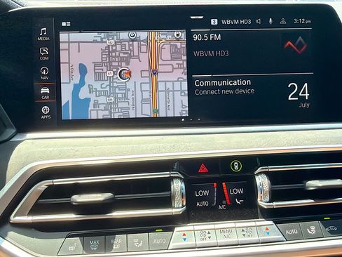 Used 2023 BMW X5 xDrive40i w/ Premium Package AWD/4WD image 27