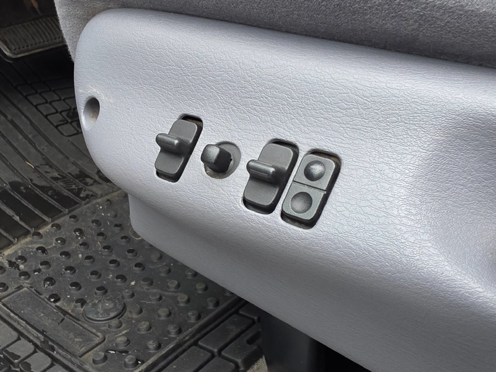 Used 1999 Dodge Ram 2500 Truck 4x4 Quad Cab image 23
