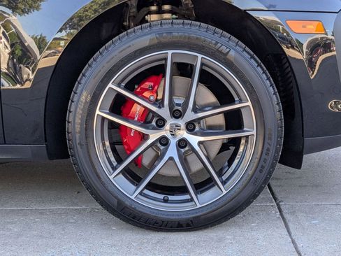 New 2026 Porsche Macan S image 29