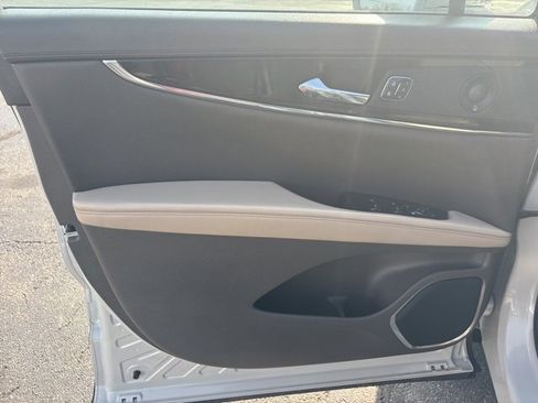 Used 2021 Lincoln Nautilus Reserve w/ Cargo Utility Package image 28