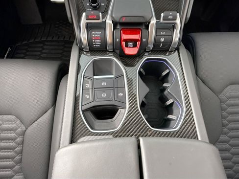 Used 2024 Lamborghini Urus S AWD/4WD image 40