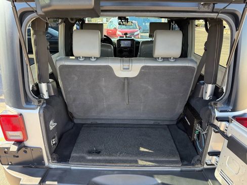Used 2009 Jeep Wrangler X image 48
