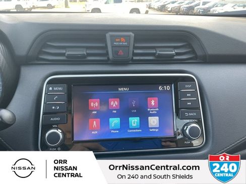 Used 2025 Nissan Versa S w/ Trunk Package FWD image 22