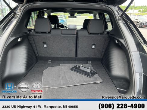 Used 2025 Honda HR-V Sport image 8