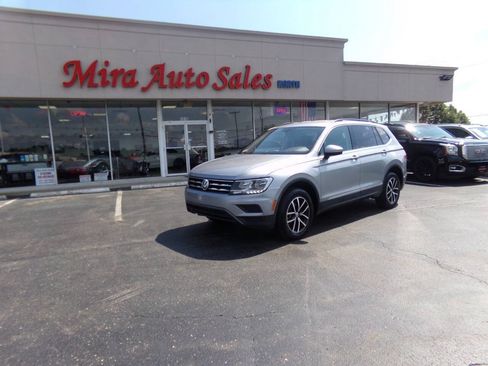Used 2021 Volkswagen Tiguan SE AWD/4WD image 3