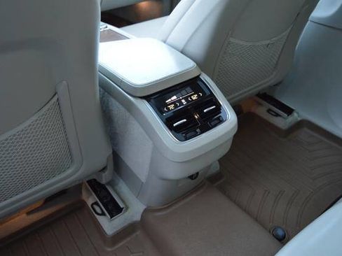 Used 2016 Volvo XC90 T6 Inscription image 27