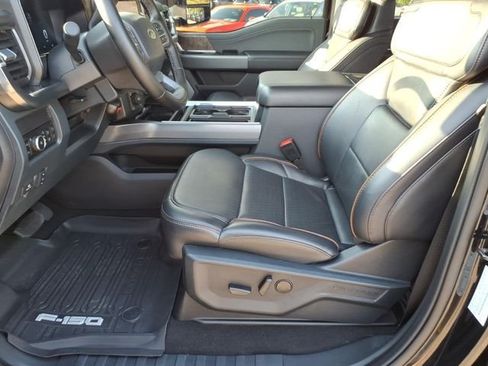 Used 2025 Ford F350 Lariat w/ Lariat Ultimate Package AWD/4WD image 15