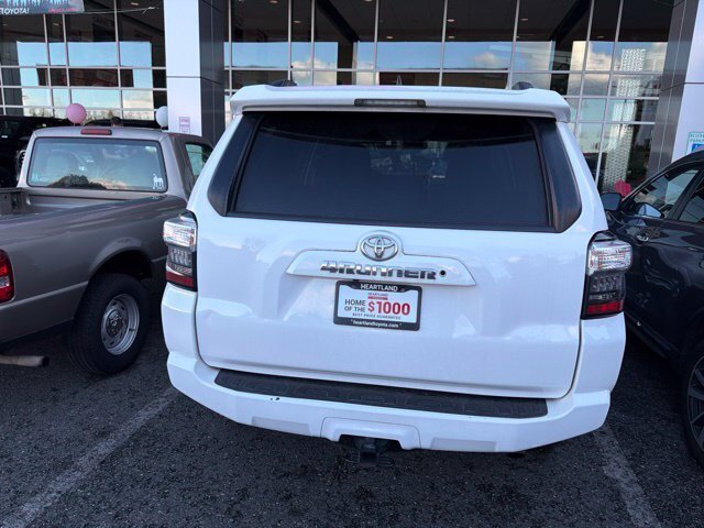 Used 2019 Toyota 4Runner SR5 AWD/4WD image 7