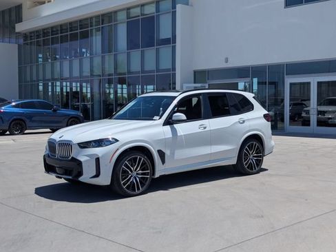 New 2026 BMW X5 sDrive40i w/ M Sport Package RWD image 10