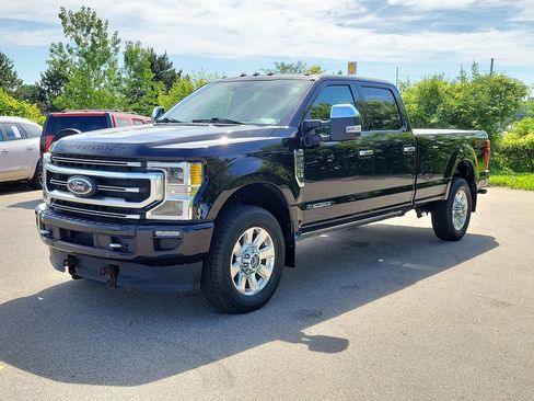 Used 2021 Ford F350 Platinum AWD/4WD image 2