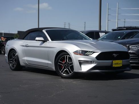 Used 2019 Ford Mustang Premium RWD image 2