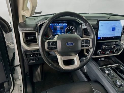 Certified 2024 Ford Expedition Max XLT image 19