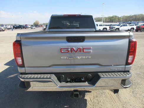 New 2026 GMC Sierra 2500 SLE image 5