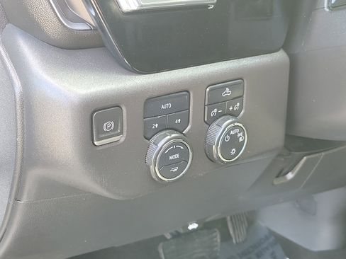 Used 2023 Chevrolet Silverado 1500 LT w/ Protection Package image 25