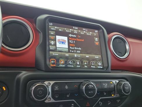 Used 2021 Jeep Wrangler Unlimited Rubicon w/ Dual Top Group AWD/4WD image 25