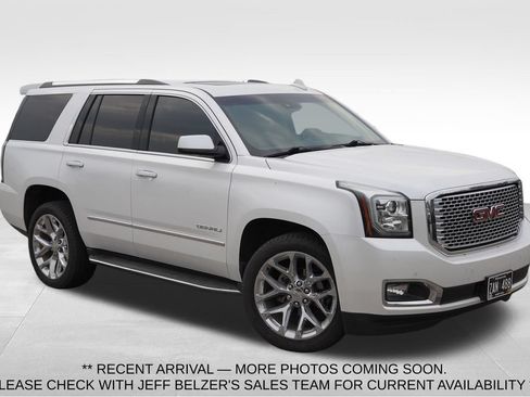 Used 2017 GMC Yukon Denali w/ Open Road Package AWD/4WD image 1