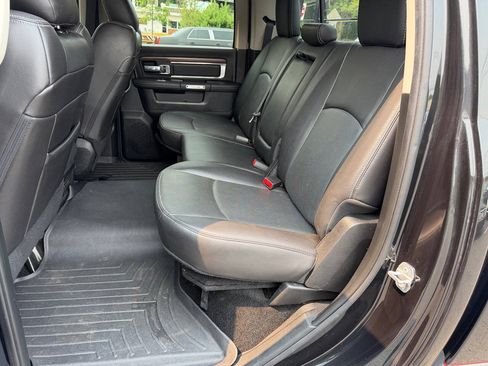 Used 2015 RAM 2500 Laramie AWD/4WD image 10