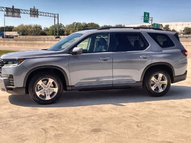 Used 2026 Honda Pilot EX-L image 4