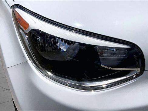Used 2016 Kia Soul w/ Convenience Package FWD image 26