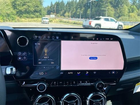 New 2025 Chevrolet Blazer EV LT image 13