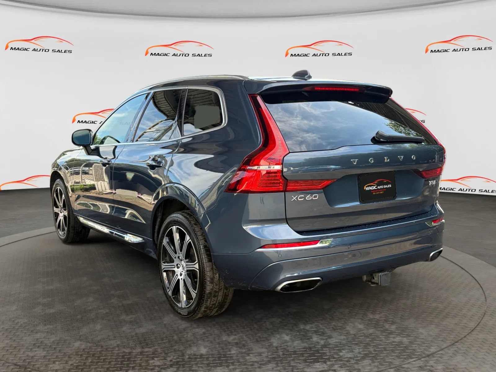Used 2020 Volvo XC60 T5 Inscription AWD/4WD image 8