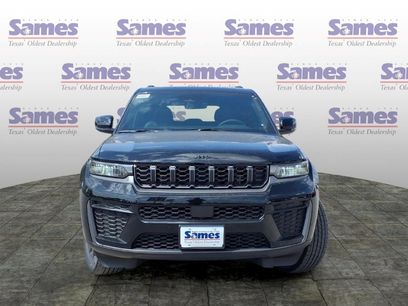 New 2027 Jeep Grand Cherokee Altitude