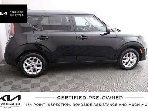 Certified 2025 Kia Soul LX w/ LX Technology Package FWD image 5