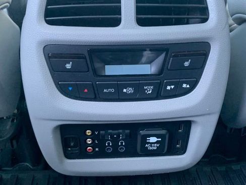 Used 2017 Honda Pilot Elite image 7