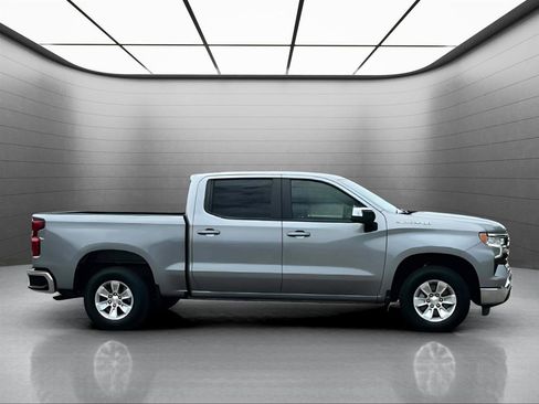 Used 2025 Chevrolet Silverado 1500 LT RWD image 7