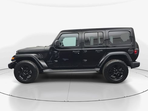 Used 2022 Jeep Wrangler Unlimited Sahara image 9