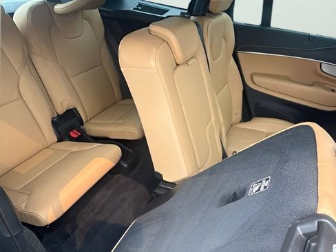 Used 2021 Volvo XC90 T6 Inscription w/ Lounge Package AWD/4WD image 24