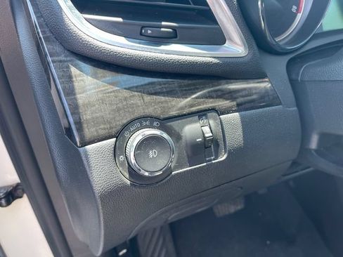 Used 2015 Buick Encore Convenience FWD image 20