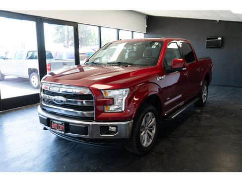 Used 2017 Ford F150 Lariat w/ Equipment Group 501A Mid AWD/4WD image 3