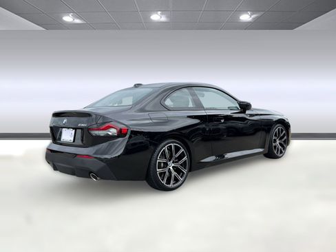 Certified 2024 BMW 230i Coupe w/ Convenience Package RWD image 8