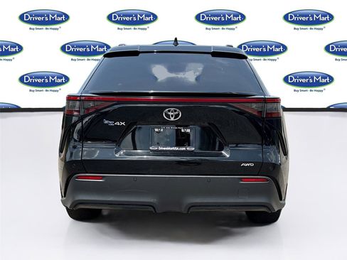 Used 2023 Toyota bZ4X AWD w/ Weather Package image 6