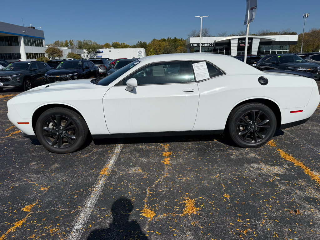 Used 2023 Dodge Challenger SXT w/ Blacktop Package AWD/4WD image 1